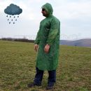 Pršiplášť do dažďa ľahké pončo Barbaric Raincoat