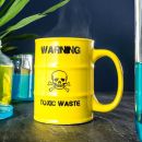 Warning TOXIC WASTE Hrnček porcelánový 500ml