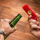 Cap Gun strieľajúci otvárak na fľaše Bottle Opener