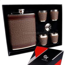 Likérka v súprave SET IV Hip Flask Set 8 Oz Likérka v súprave SET IV Hip Flask Set 8 Oz