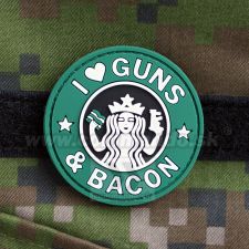 I love Guns and Bacon - zelená 3D nášivka PVC